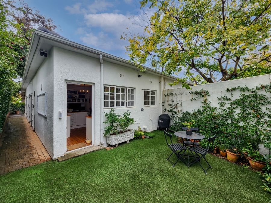 2 Bedroom Property for Sale in Newlands Western Cape